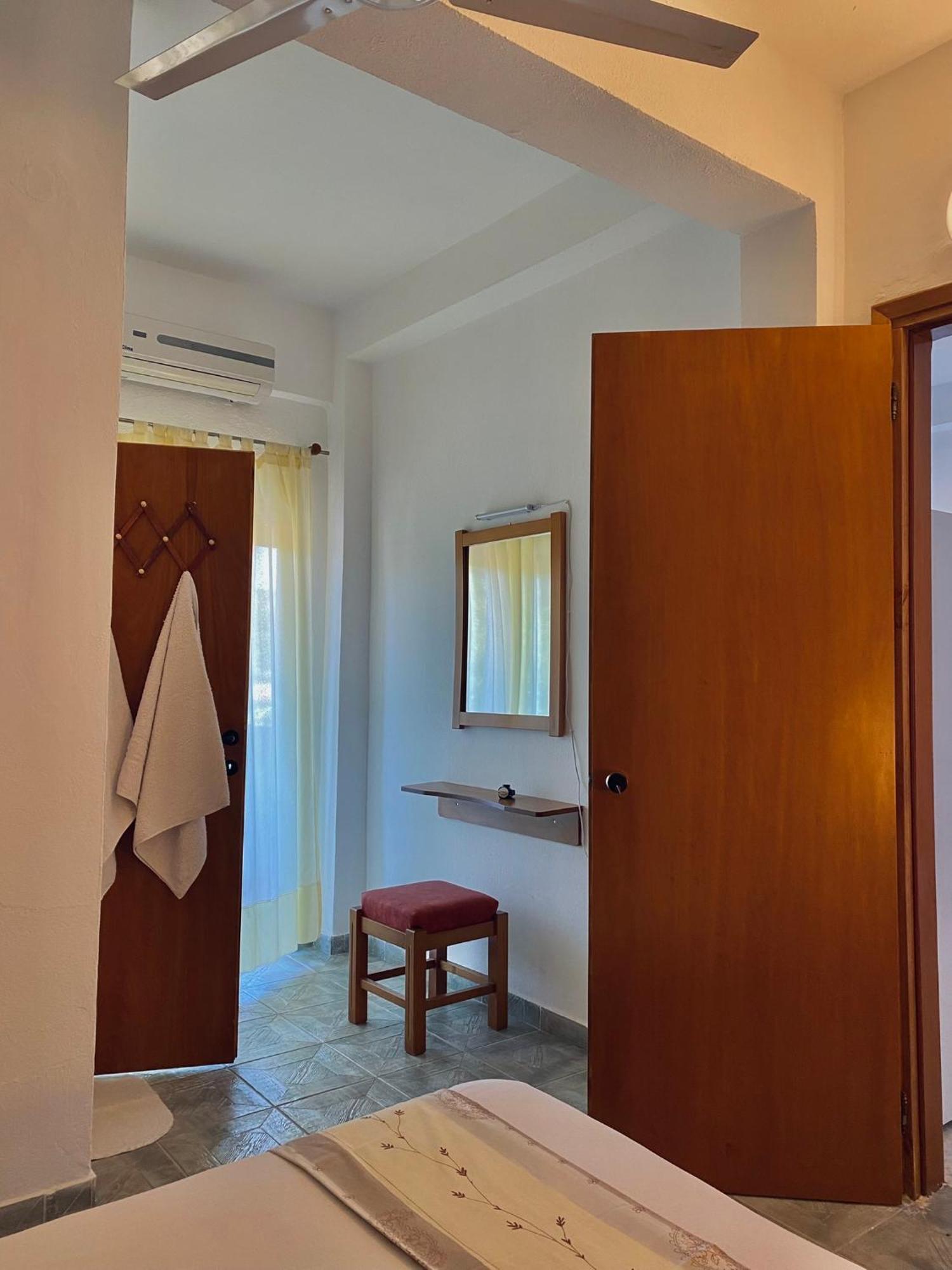 Possidi Kouslaka Apartment ภายนอก รูปภาพ