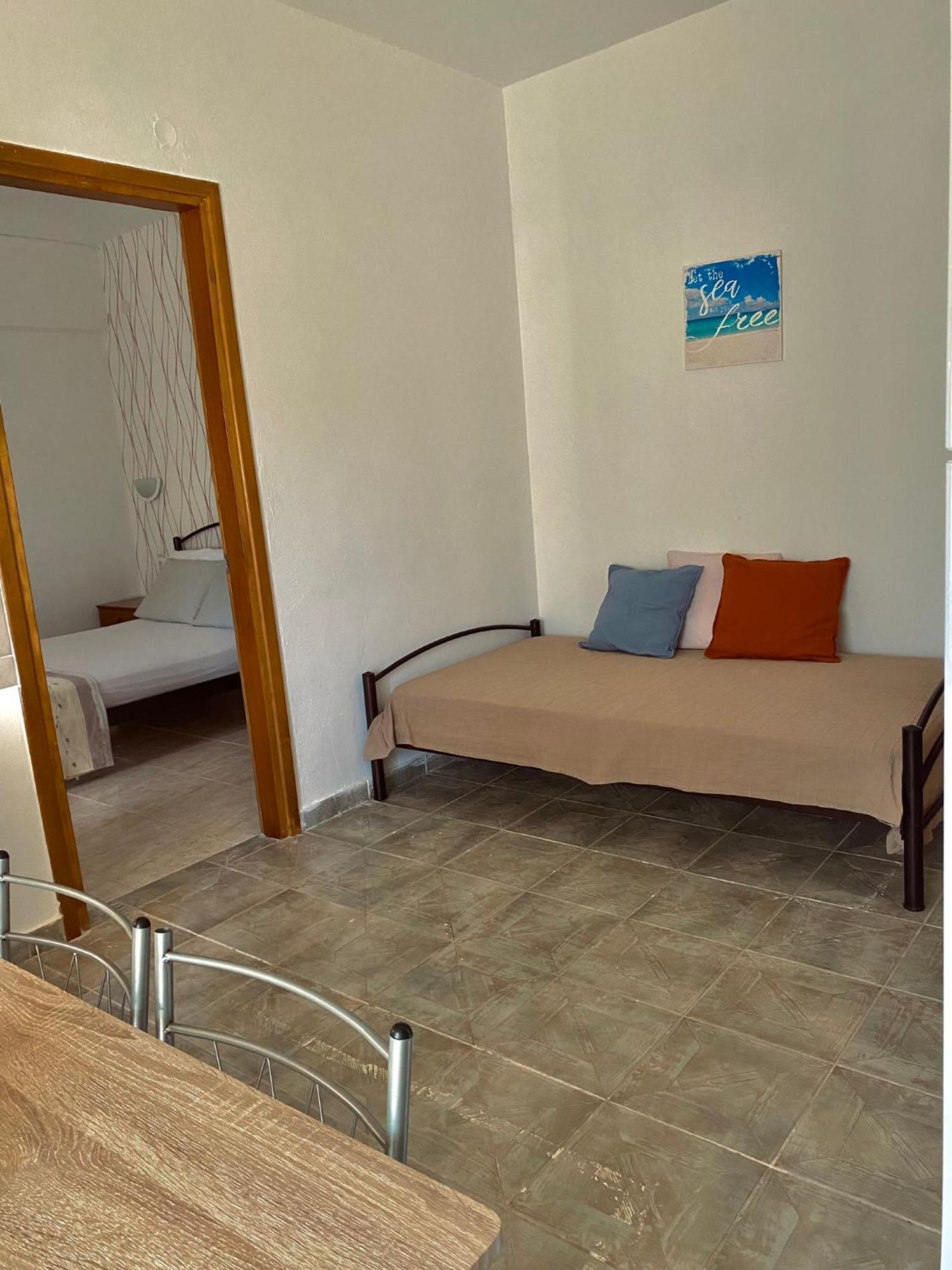 Possidi Kouslaka Apartment ภายนอก รูปภาพ
